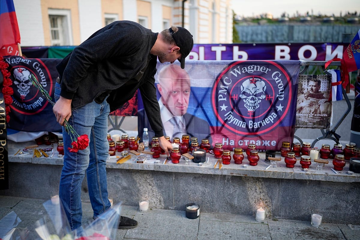 Képeken, ahogy a moszkvaiak elbúcsúznak Prigozsintól