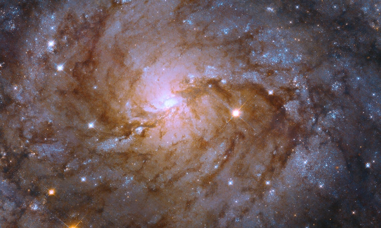 Van egy rejtőzködő galaxis a Tejútrendszer mögött, most újabb fotó készült róla