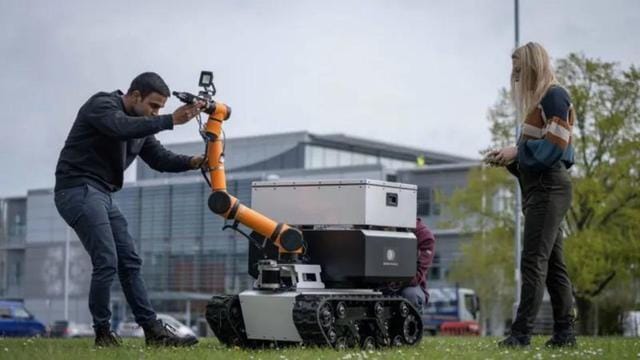 Kapóra jöhet az új brit robot, ha halálos mértékű sugárzásnál kell feltakarítani – videó
