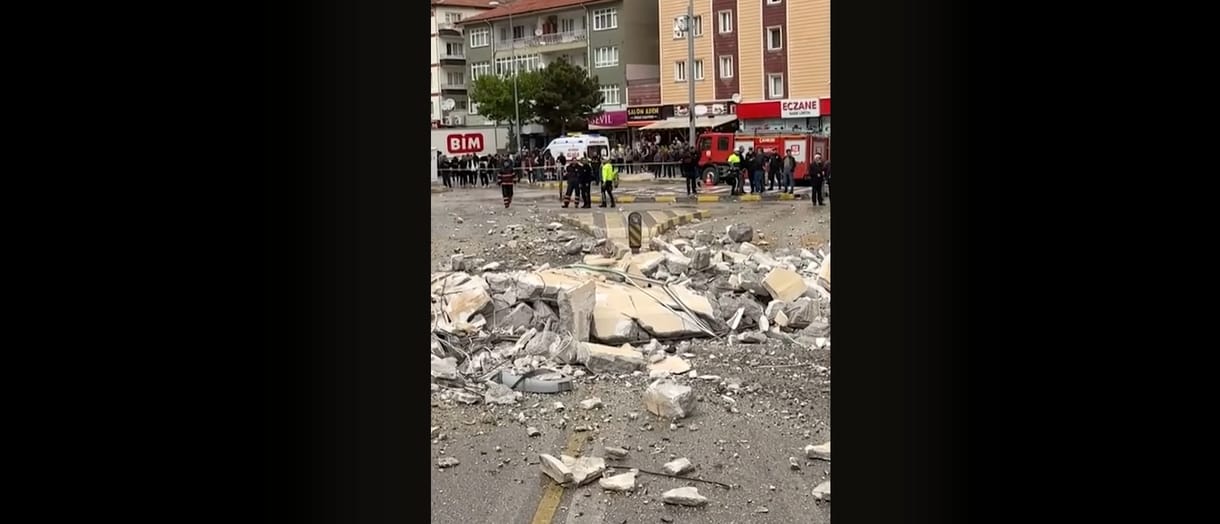 Akkora vihar volt a hétvégén Törökországban, hogy a szél még egy minaretet is kidöntött + videó