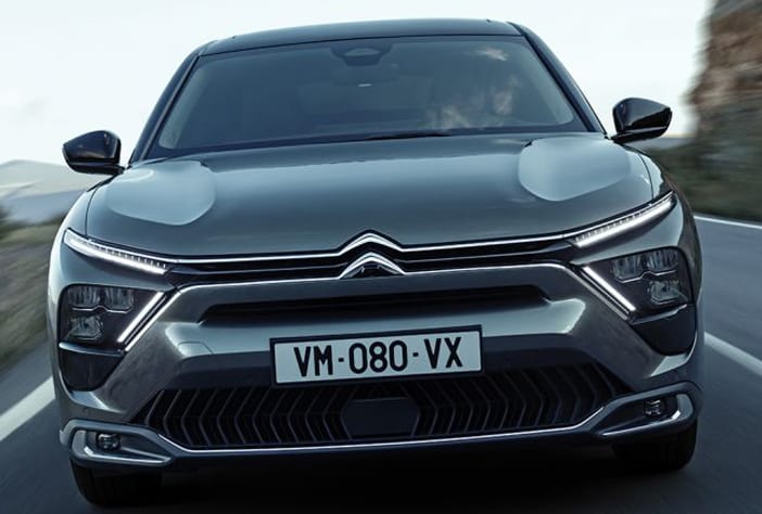 Magyarországon a vadonatúj Citroën C5 X