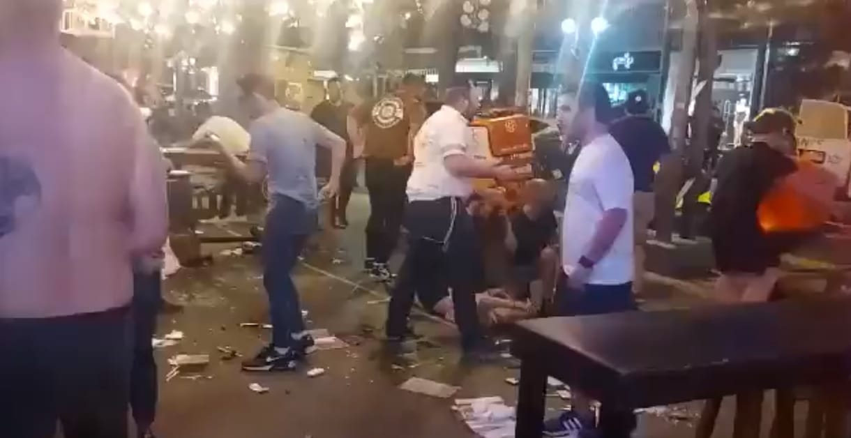 Terrortámadás volt Tel Aviv legforgalmasabb utcáján - ketten meghaltak, sok a sebesült
