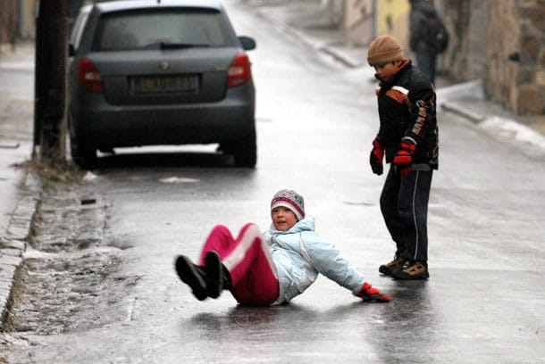 Ónos eső váltja a havazást