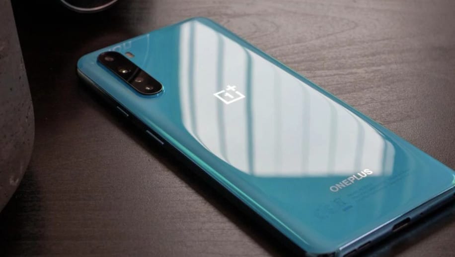 Holnap jön a OnePlus olcsóbb mobilja, amiben már 5G is van