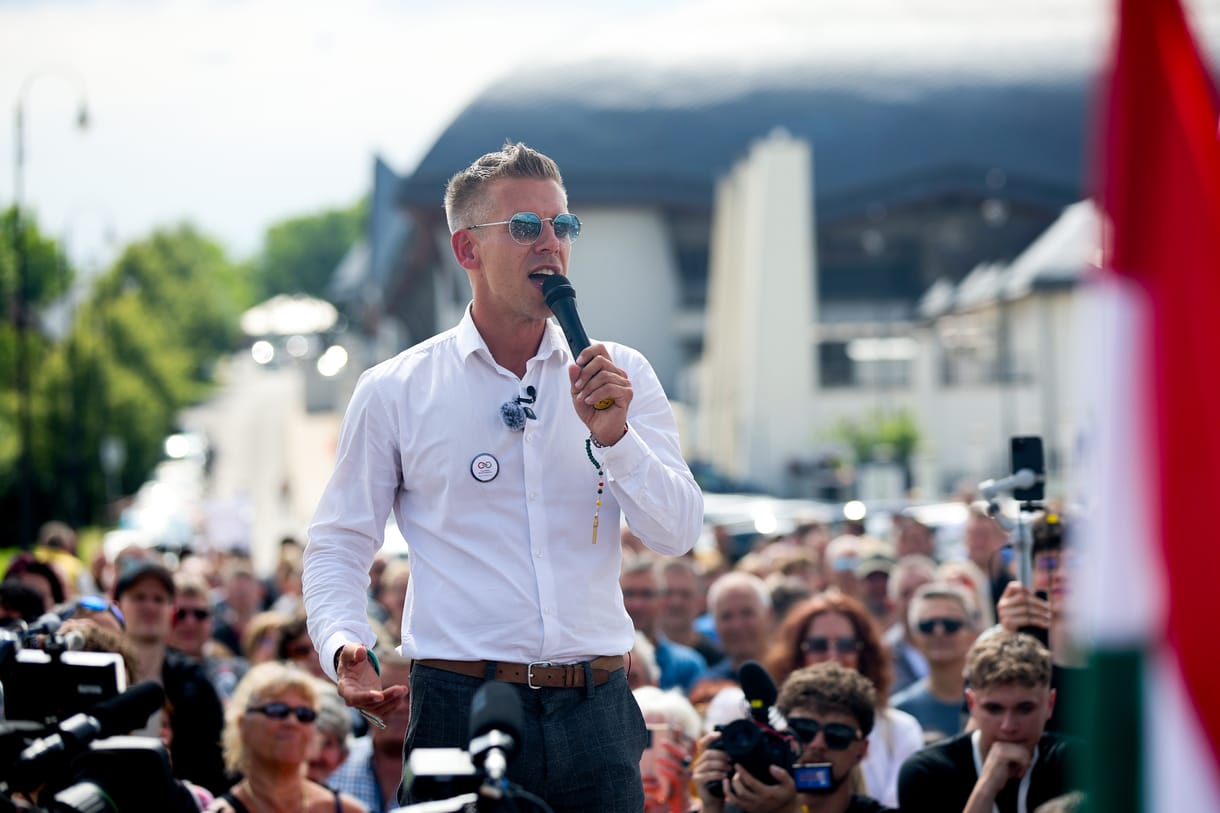 Magyar Péter a köztévés vitáról: Ha ezért kizárnak, akkor majd vállalja a felelősséget Rogán Antal és Papp Dániel