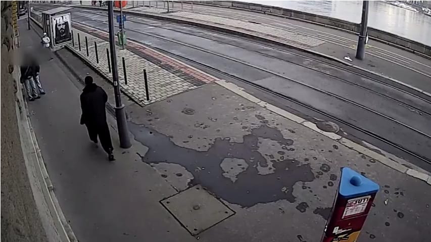 Megpofoztak két budapesti ellenőrt, megvan a támadó – videó
