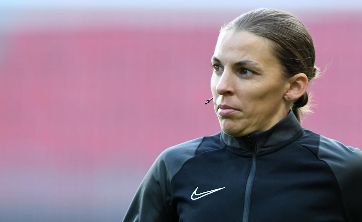 Stéphanie Frappart az első nő, aki meccset vezet a Bajnokok Ligájában