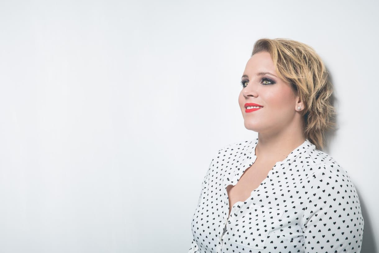 Tóth Vera: „Nagyon sajnálom azokat, akik a tehetségkutatókba mennek”