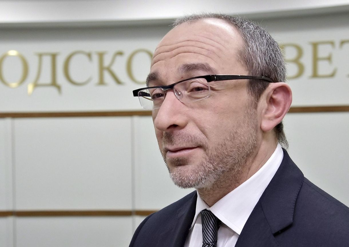 Hazatért Harkovba a kocogás közben meglőtt polgármester