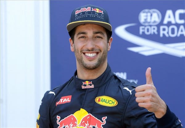 Ricciardo megszerezte pályafutása első pole pozícióját