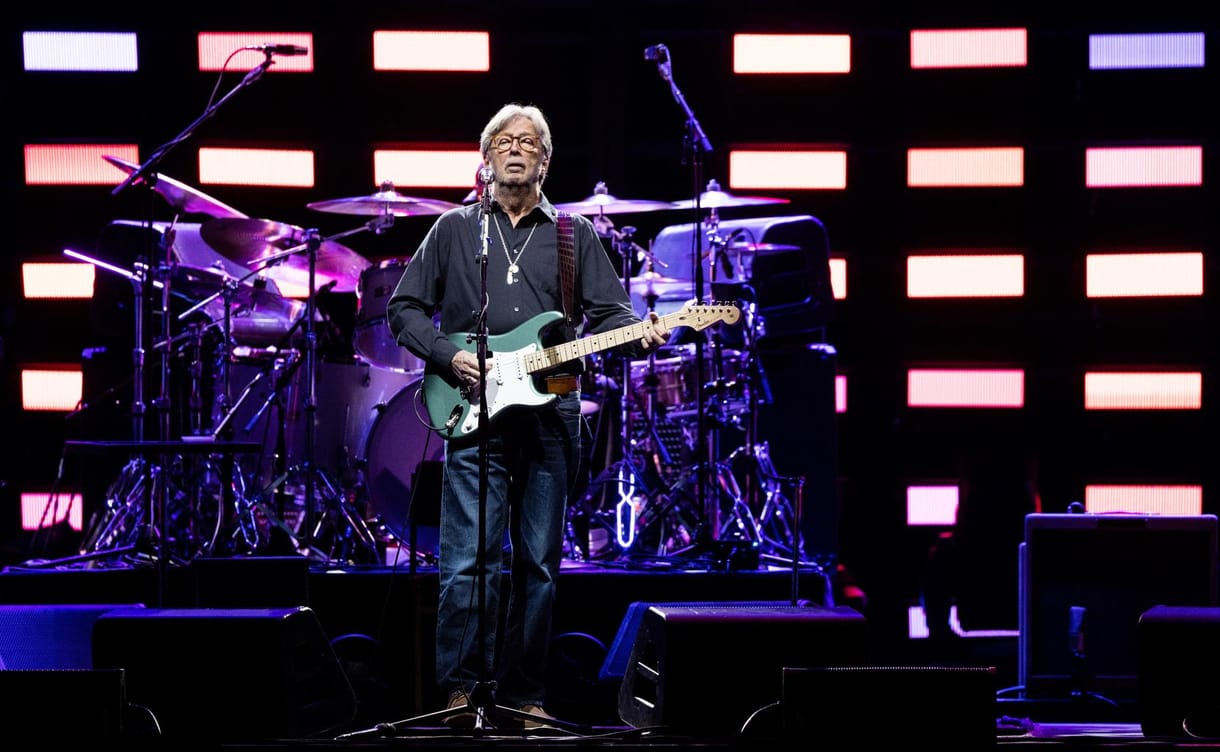Eric Clapton berágott az oltási igazolványok miatt, egyes helyeken nem hajlandó fellépni