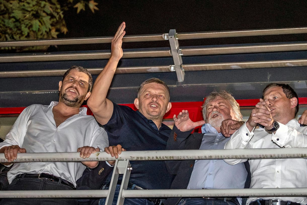 Nagy adok-kapok jöhet a szlovák kormányban, ha Fico a legvalószínűbb koalíciót vezetné