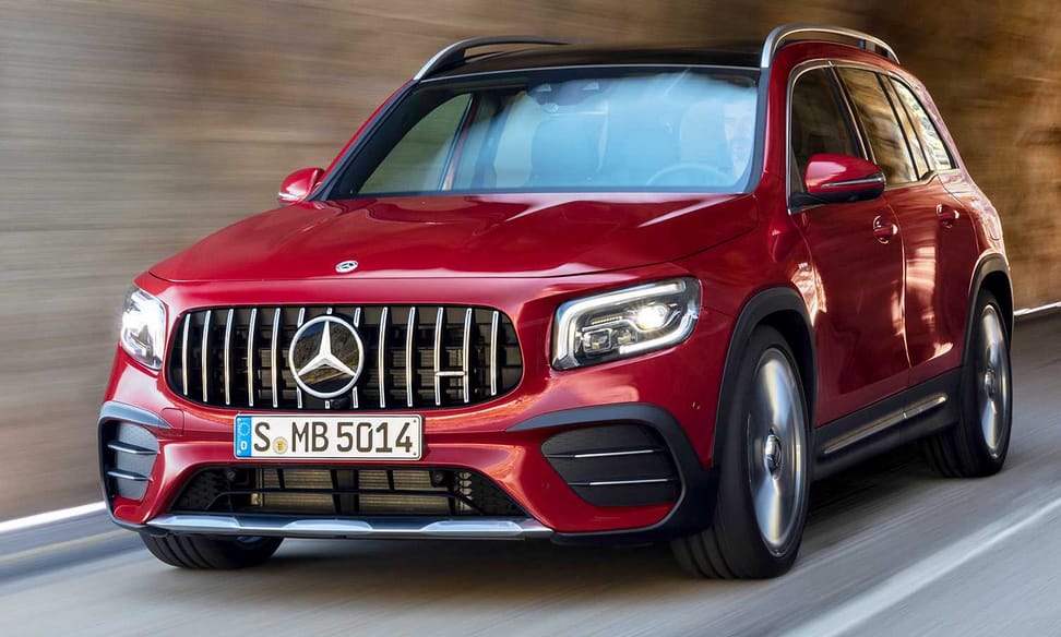 7 üléses sportterepjáróként érkezett meg a Mercedes-AMG GLB 35