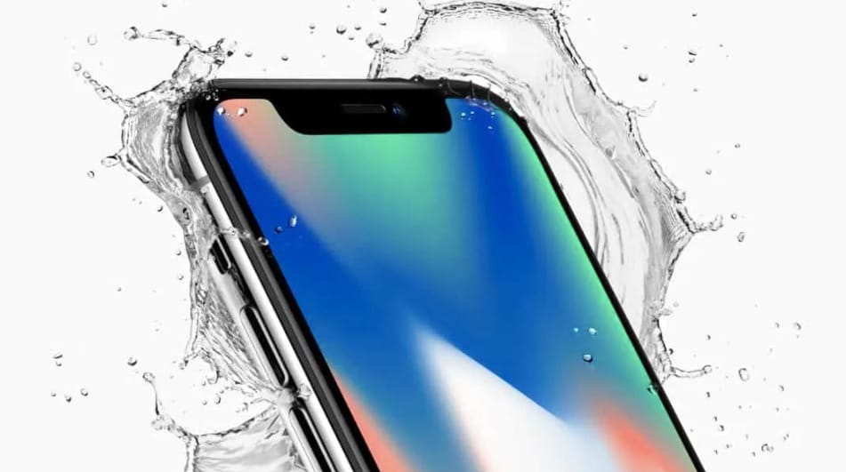 Most már bíróság állítja: nem megtévesztés, hogy vízálló az iPhone