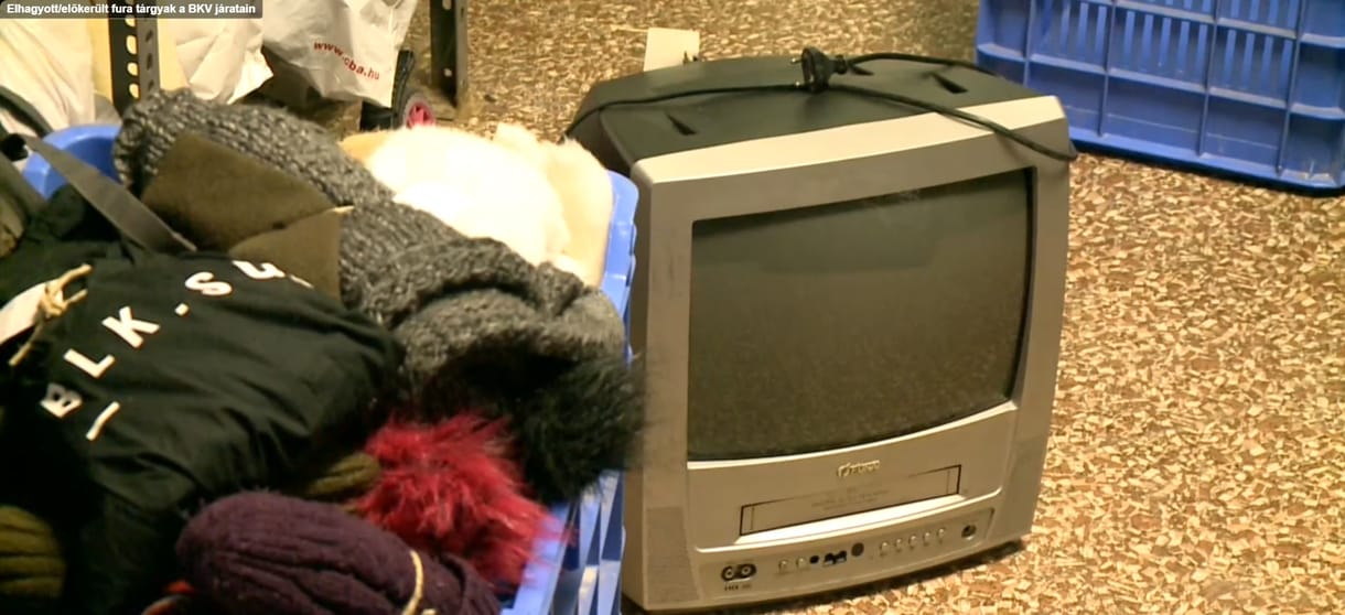 TV-t, WC-ülőkét, töltött káposztát, postagalambot is hagytak a BKV-járatokon tavaly