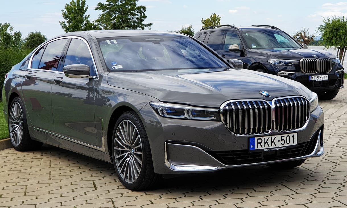 A 7 üléses X7-es és az új 7-es: kipróbáltuk a zászlóshajó BMW-ket