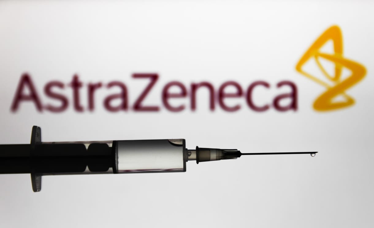 Megjött a WHO válasza: szerintük 65 év felett is használható az AstraZeneca vakcinája