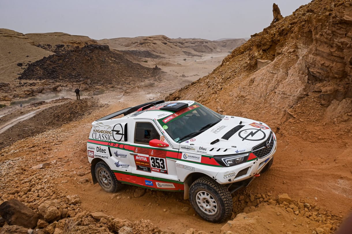 Véget ért a Dakar a Szalay-Bunkoczi párosnak
