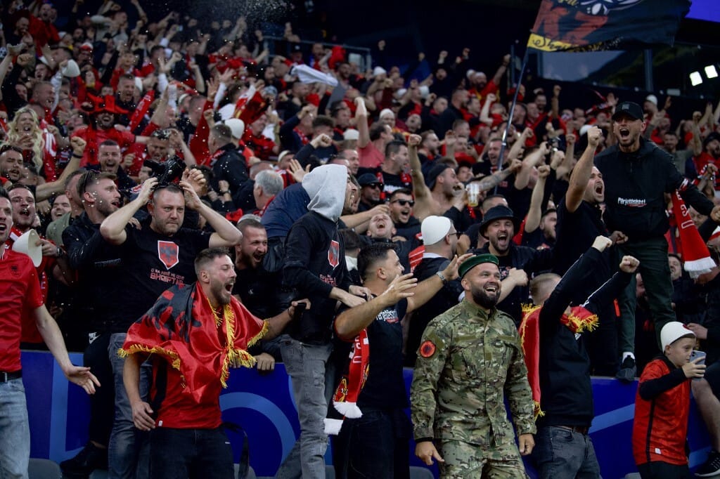 Provokatív üzenetek miatt indított fegyelmi eljárást Albánia ellen az UEFA