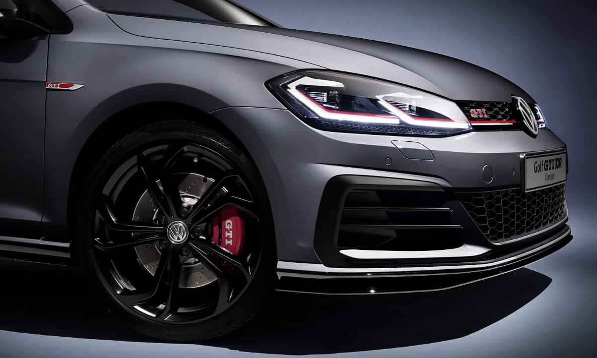 A Volkswagen mutatott egy képet, hogy milyen lesz a sokat ígérő teljesen új 8-as Golf