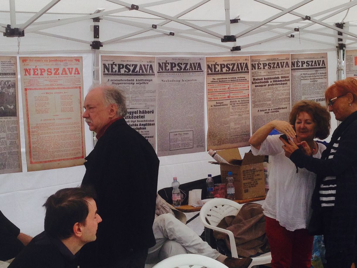 Farkasházy Tivadar bocsánatot kért Ujhelyi Istvánéktól