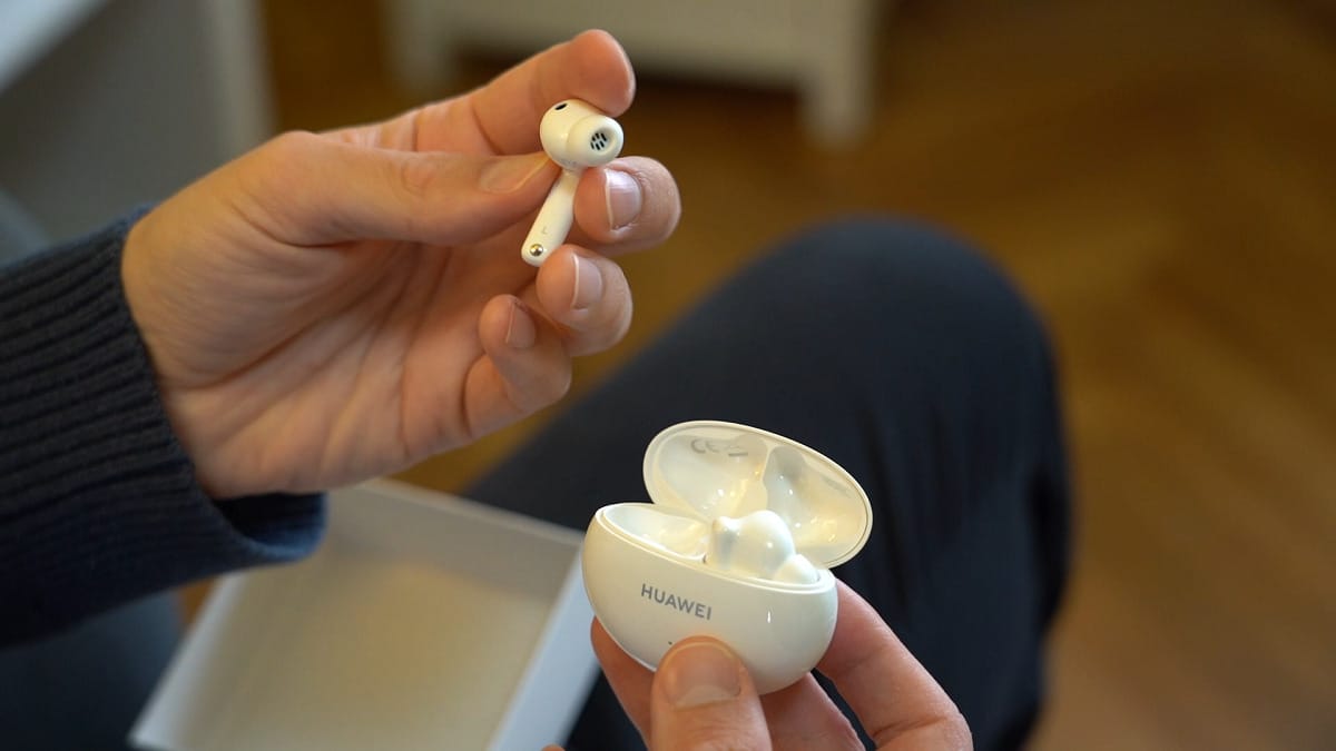 Bekapcsol, párosít, hallgat – mit tud most egy bluetooth-füles?
