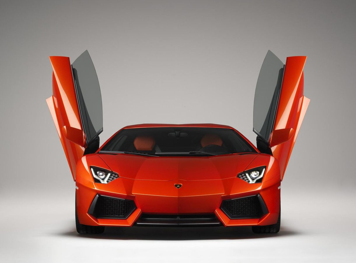 Brutális Lamborghini készül a Genfi Autószalonra?