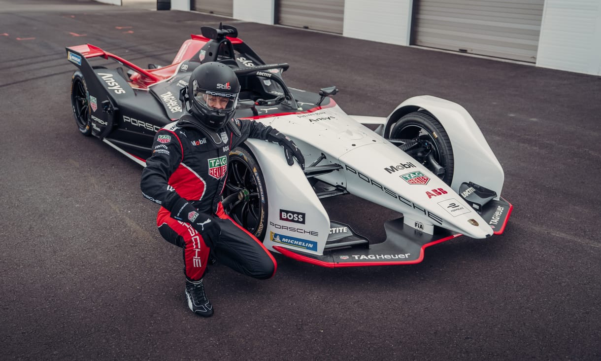 Fog az ülés, szorít az öv, pumpál a szív – exkluzív teszten hajtottuk meg a Porsche 99X Formula E autót