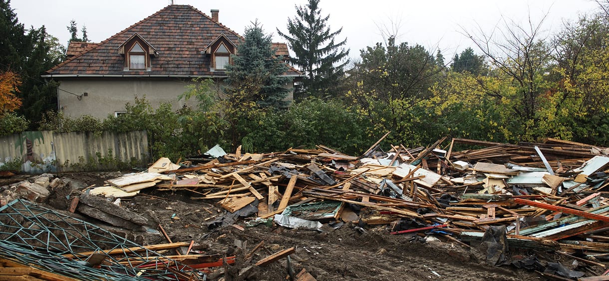 Akad még valaki, aki telket vásárolna Budapesten, hogy családi házat építsen rá?