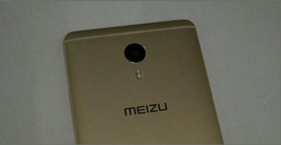 Kiszivárgott: ilyen lesz a Meizu 6”-es telefonja