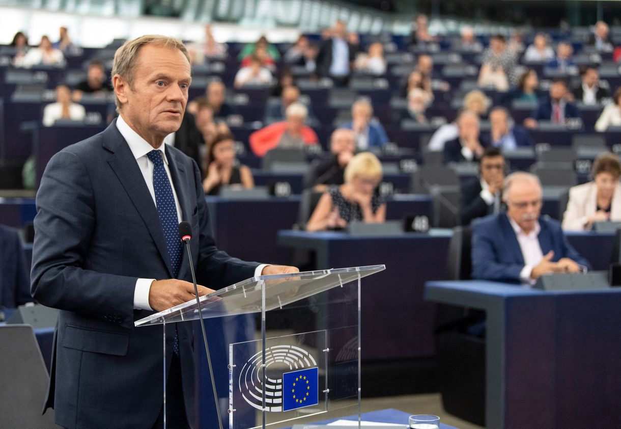 Donald Tusk: Belefáradtunk Orbánba, érthetetlen a furcsa, egoista játéka