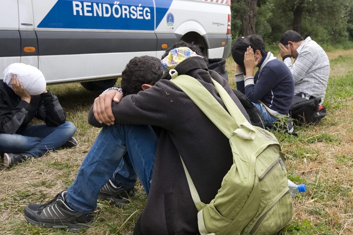 Óriásrazzia folyik Szegeden a migránsok ellen