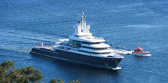 Elkészült Abramovics milliárdos luxus jachtja