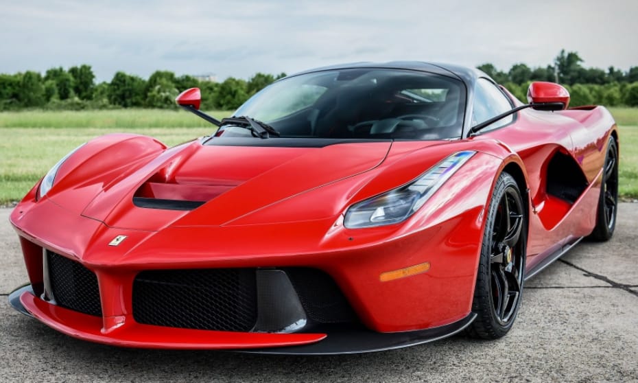 550 millió forintért vették, most 2 milliárdért árulják a 0 kilométeres Ferrarit