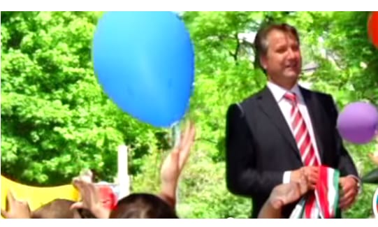 Tóbiás elnökségét Gyurcsány mentheti meg