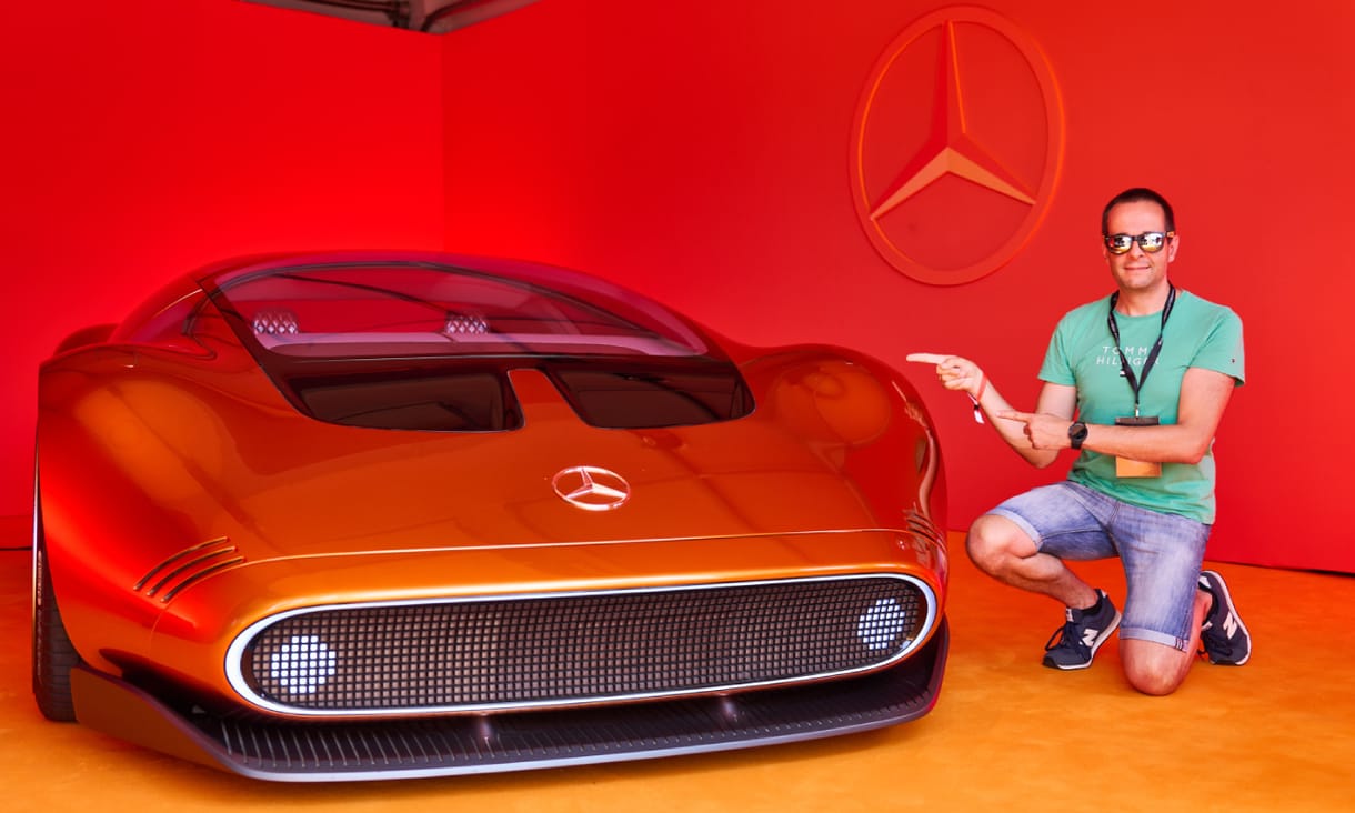 55 éves gének a Mercedes elképesztő hiperautójában: megnéztük az 1360 lóerős új sirályszárnyast és legendás elődjét is