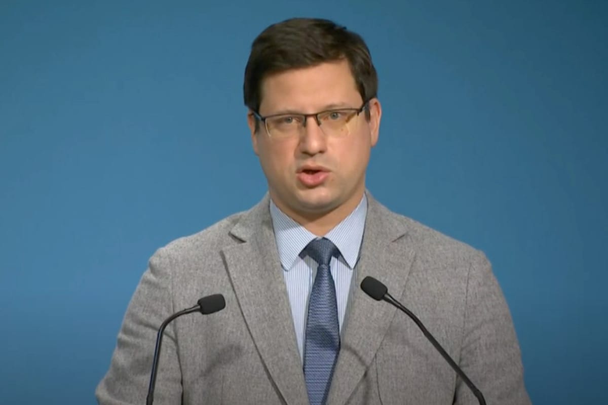 Gulyás: március elsejétől részleges nyitás jöhet
