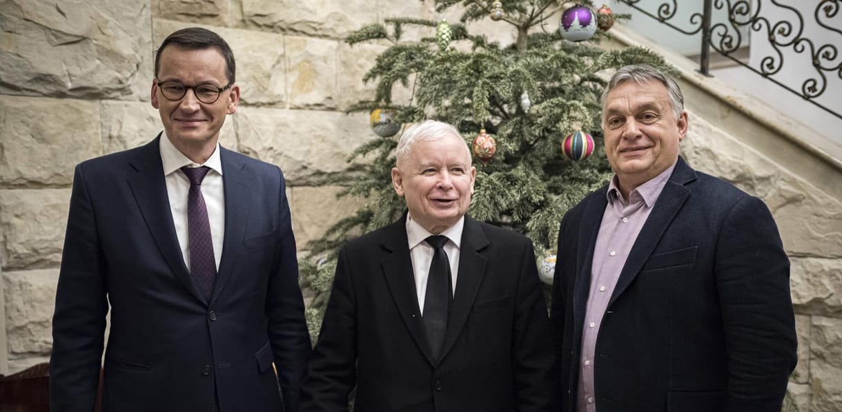 Liberties: A magyar kormány is ürügyként használta fel a járványt a demokrácia gyengítéséhez