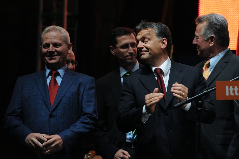WSJE: kemény hangon beszél Orbán az adósságról