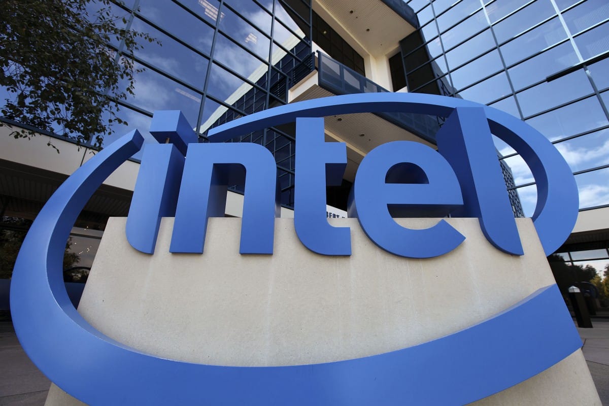 Olcsó táblagépeket vinne az iskolákba az Intel