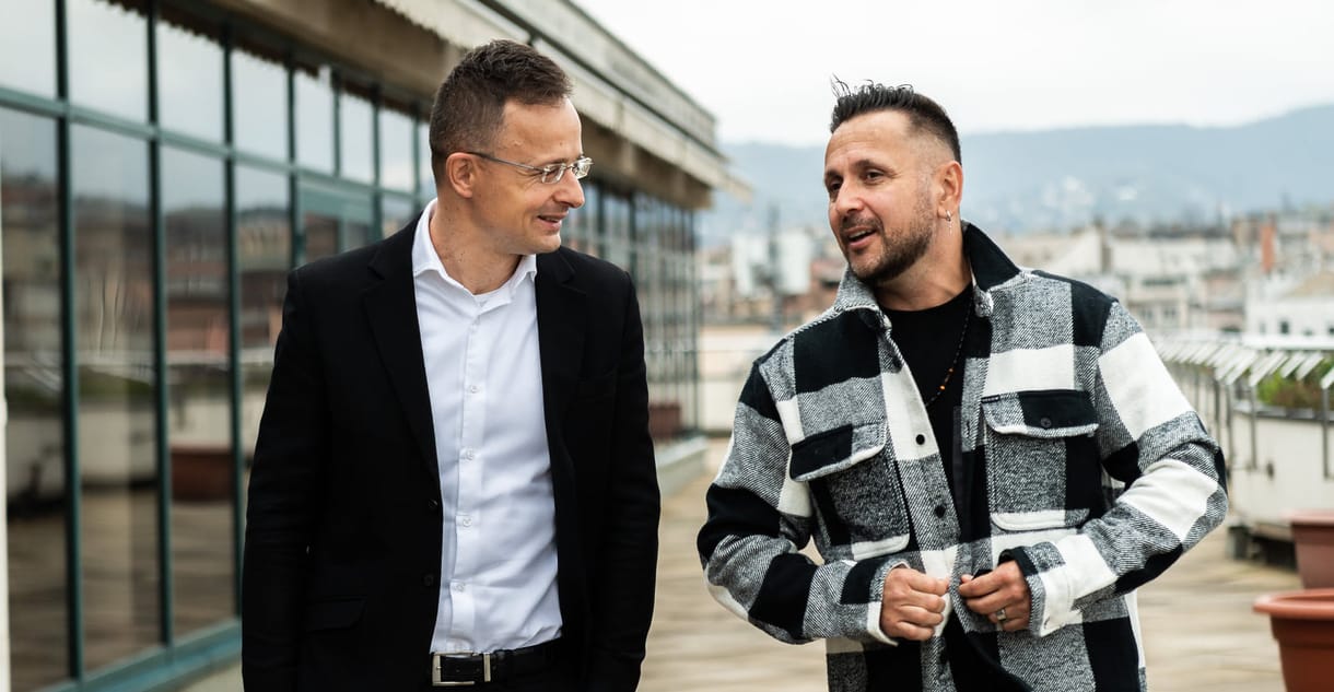 Szijjártó Péter covidos eszmecserét tartott Majkával