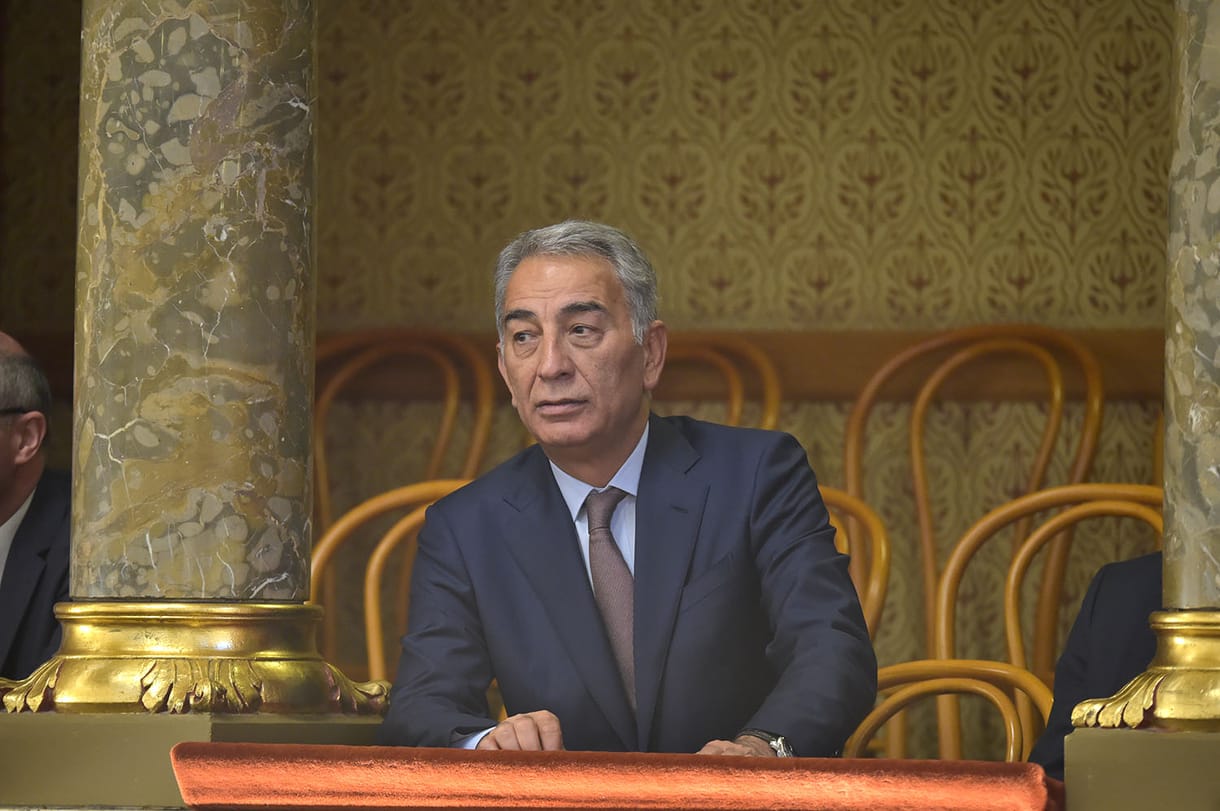 A Fidesz ügyvédjei kopipészteltek egy nyert szerződést Orbán török barátjának
