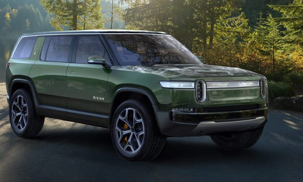 Magyarország az egyik esélyes a Rivian elektromosautó-gyárának helyszíneként
