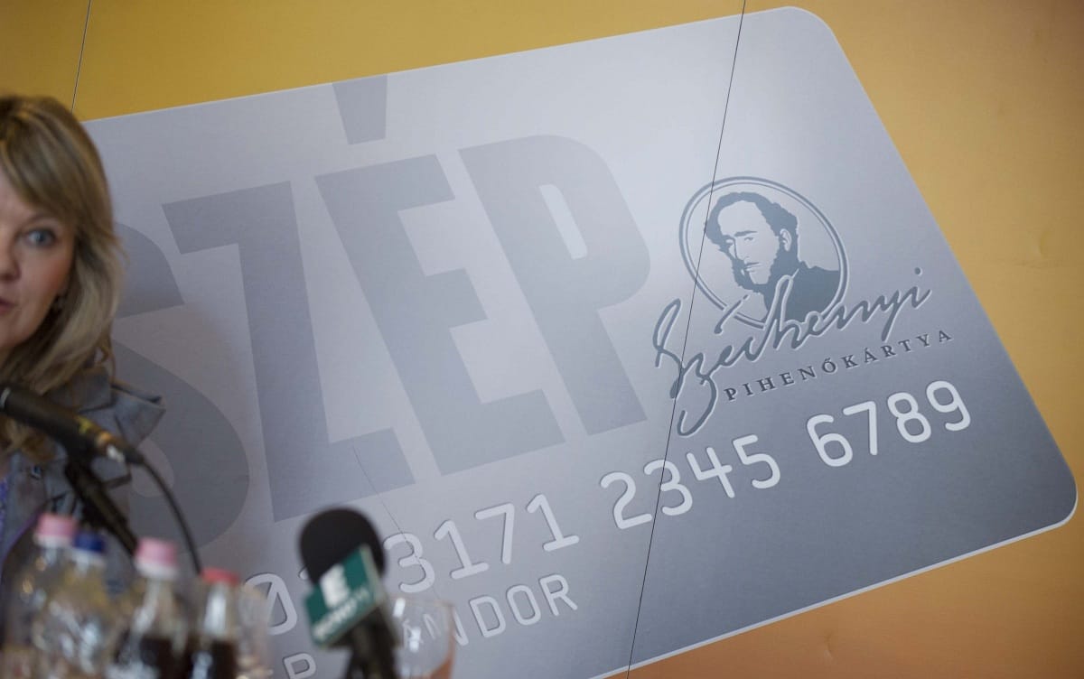Jövőre térdig gázolunk a cafeteriában?