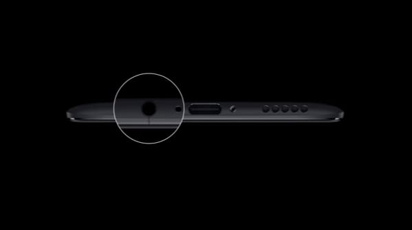 Épp hogy csak megjelent a OnePlus 5, máris az Apple-n viccelődnek