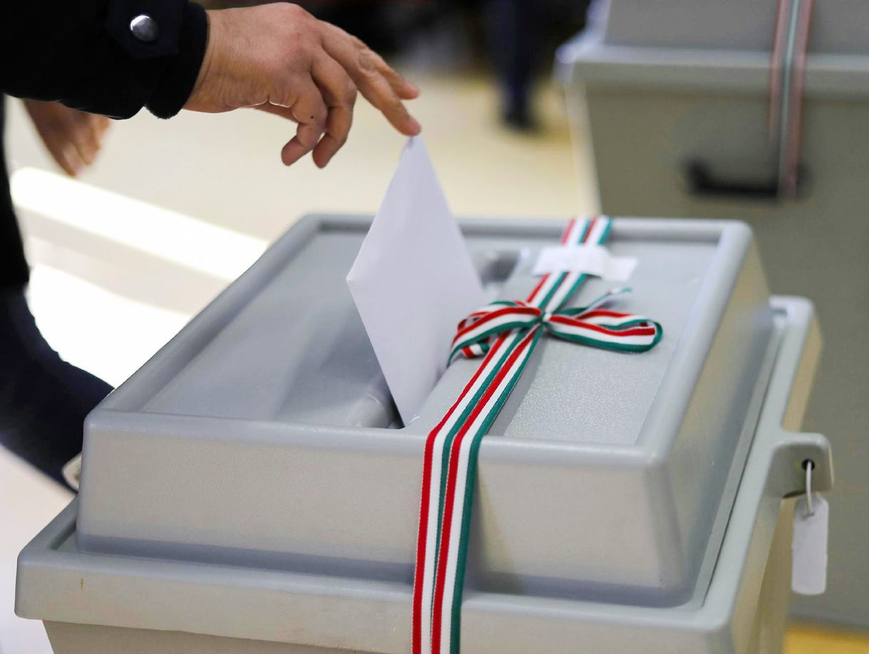 Medián: A Tisza tovább erősödött, de a Fidesz is