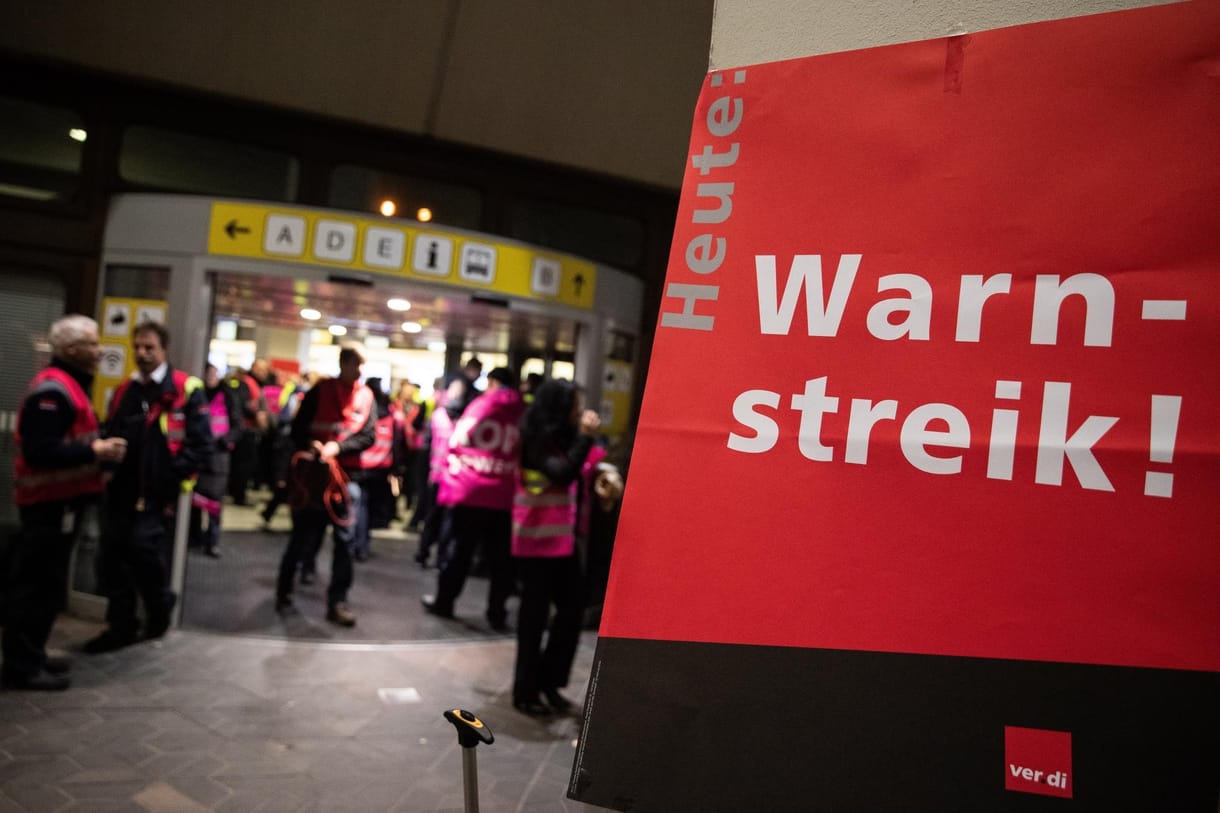 Berlin repterein véget ért a sztrájk