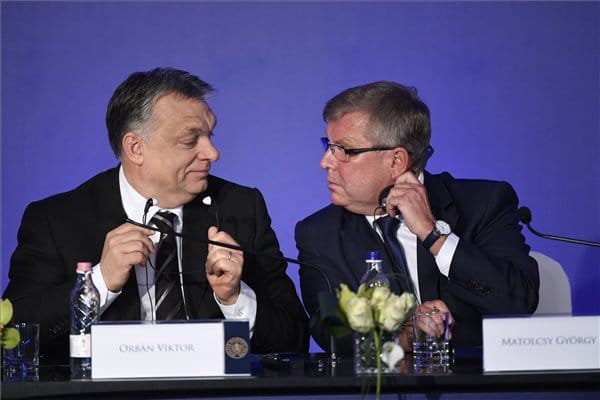 Matolcsy új munkát akar, Rogán lehet a jegybankelnök?