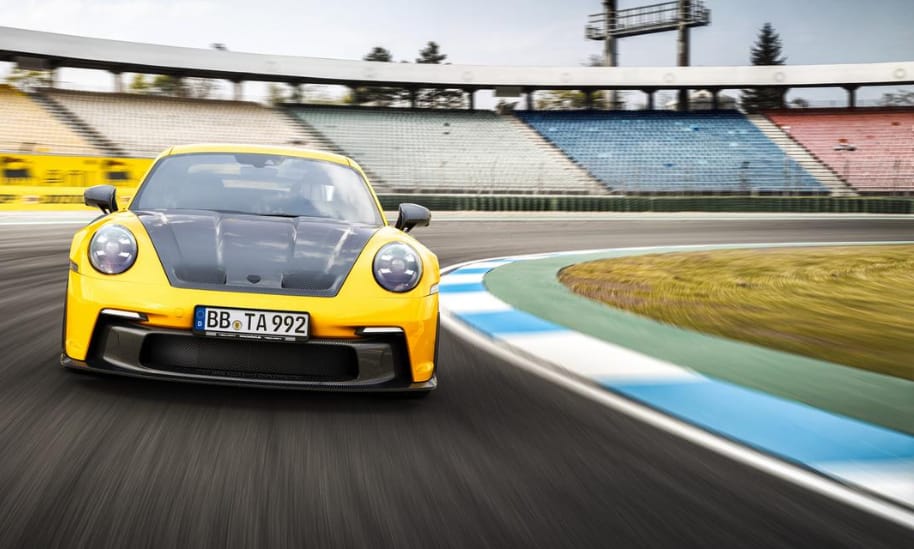 Fogyókúrán esett át a szupersportos Porsche 911 GT3