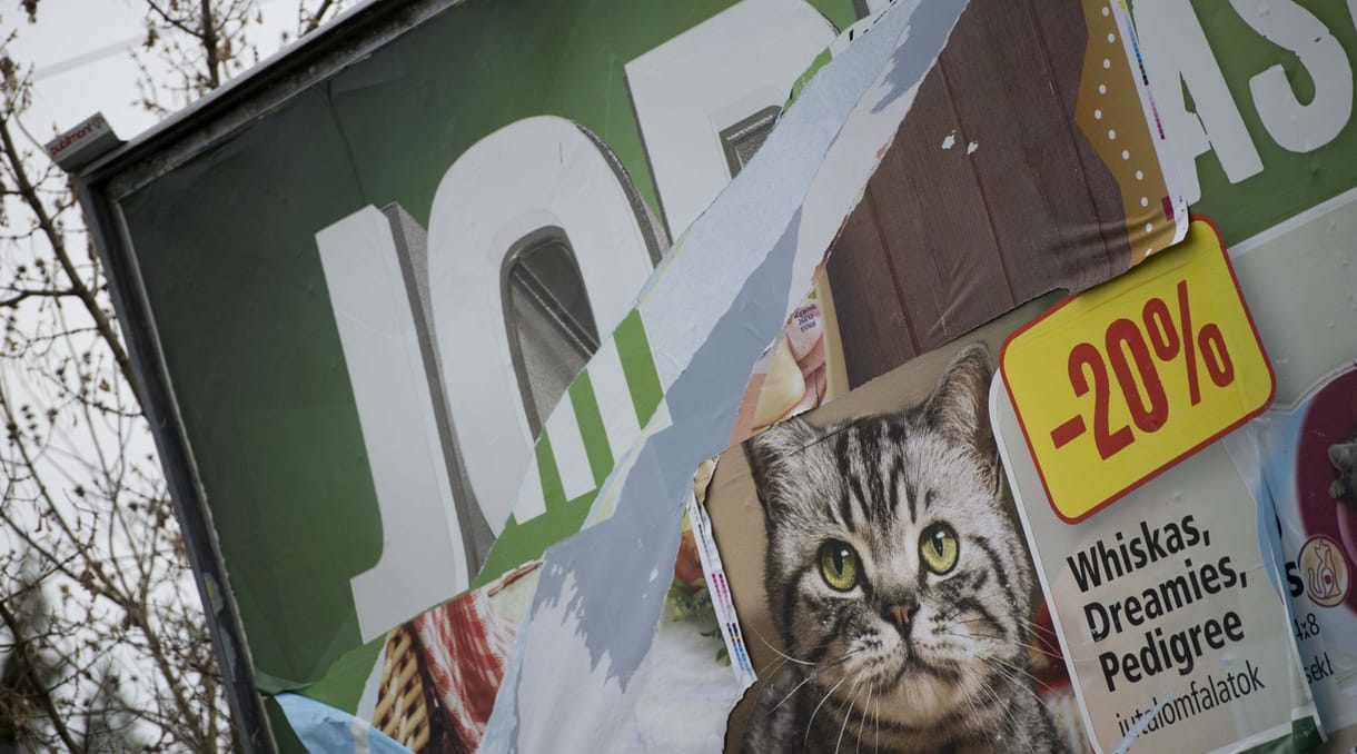 Jobbik: Fegyvert rántottak a képviselőjelöltünkre